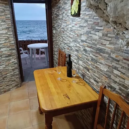Dom wakacyjny Casa Cueva A Orilla Del Mar Brisas Del Mar El Escobonal