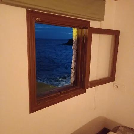 Dom wakacyjny Casa Cueva A Orilla Del Mar Brisas Del Mar El Escobonal